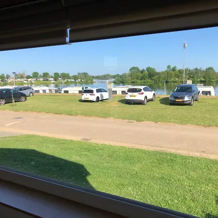 Groene Eiland Parque de Campismo Appeltern